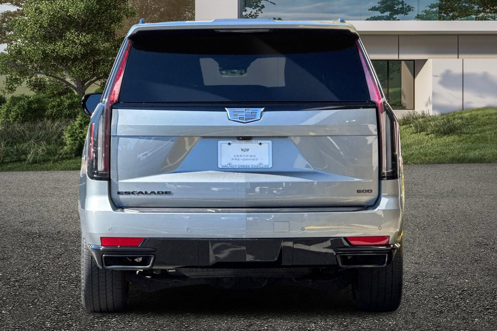 2023 Cadillac Escalade ESV Sport photo 3