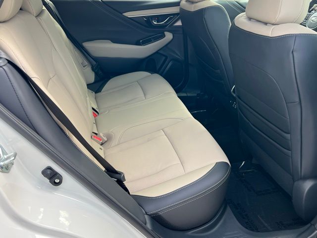 2025 Subaru Outback Limited photo 24