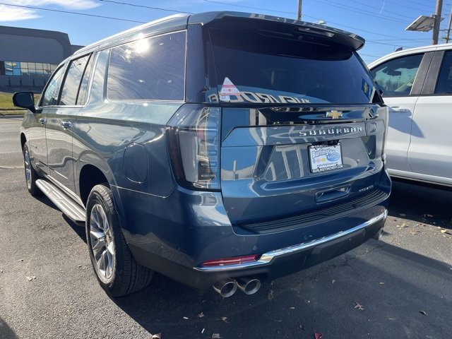 2026 Chevrolet Suburban Premier photo 4