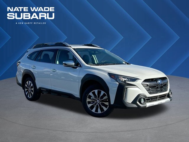 2025 Subaru Outback Touring's photo