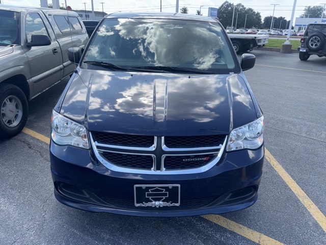 2014 Dodge Grand Caravan SE photo 2