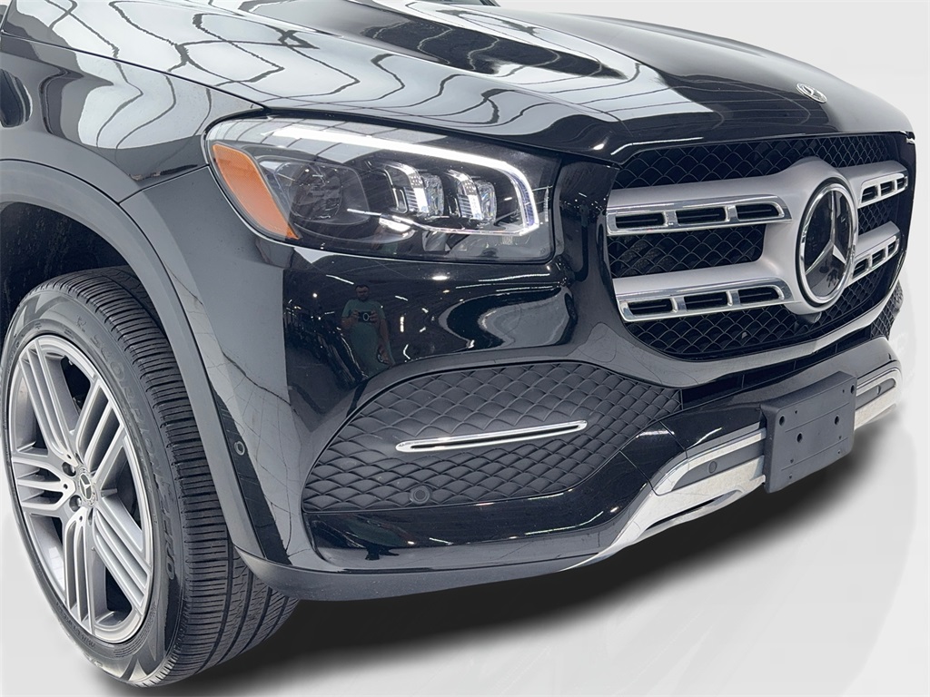 2022 Mercedes Benz GLS 450 4MATIC photo 2