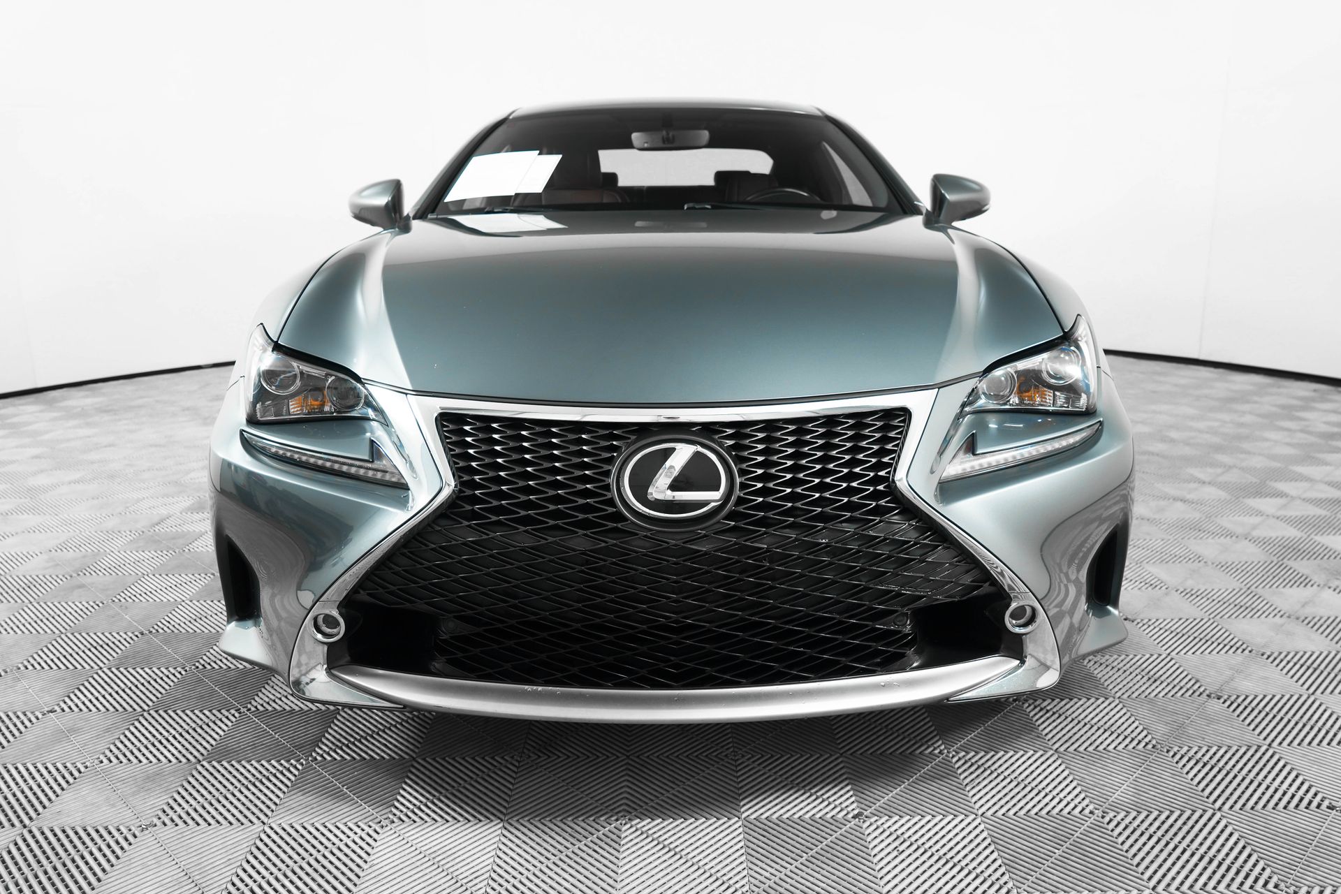 2017 Lexus RC 300 AWD photo 2