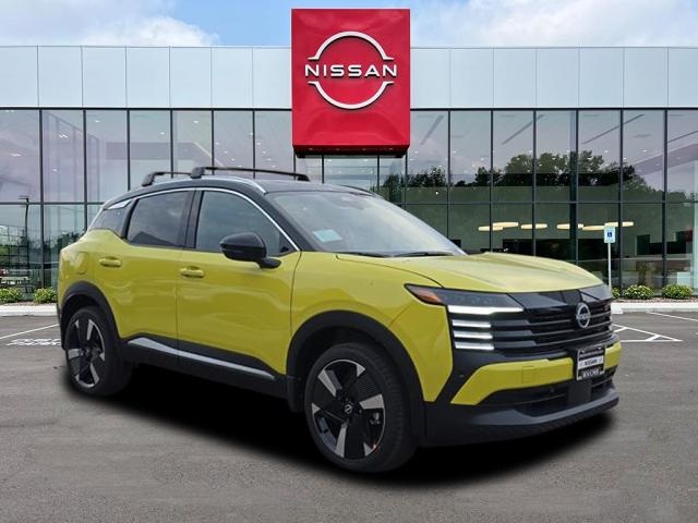 2026 Nissan Kicks SR photo 2