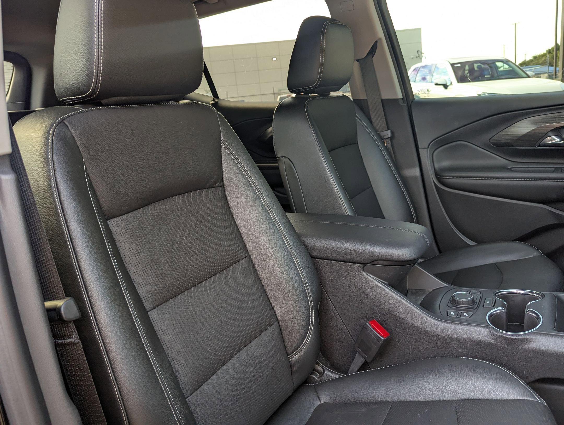 2024 Gmc Terrain SLT photo 25