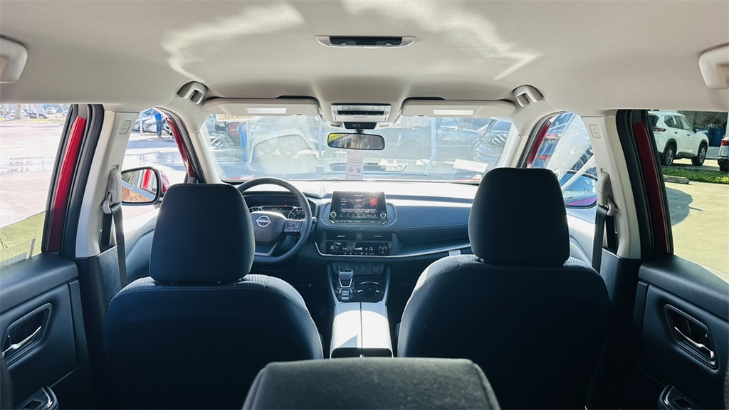 2026 Nissan Rogue SV photo 28