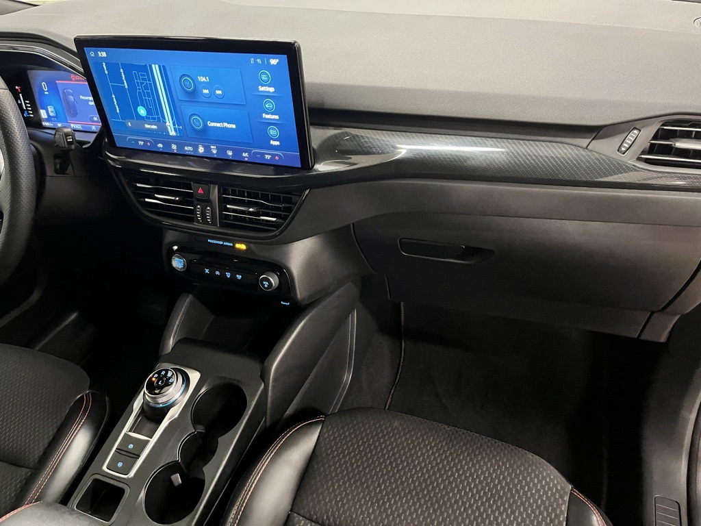2023 Ford Escape ST-Line photo 17