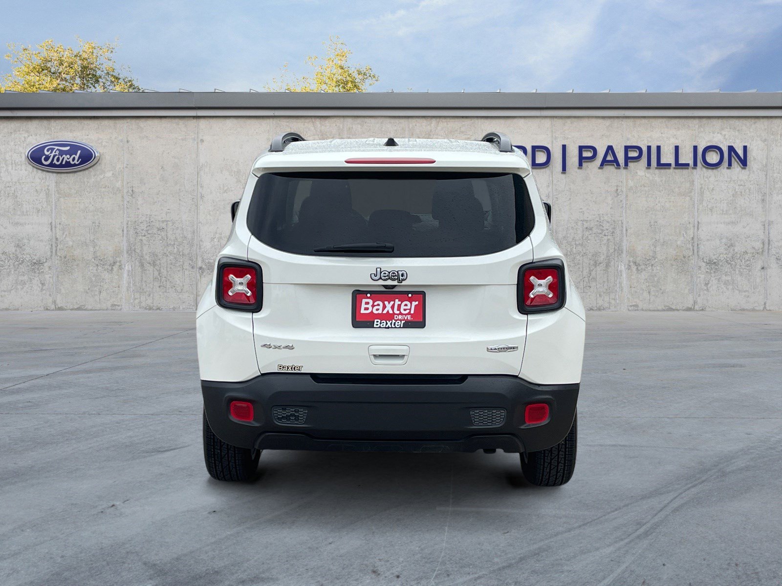 2021 Jeep Renegade Latitude photo 3
