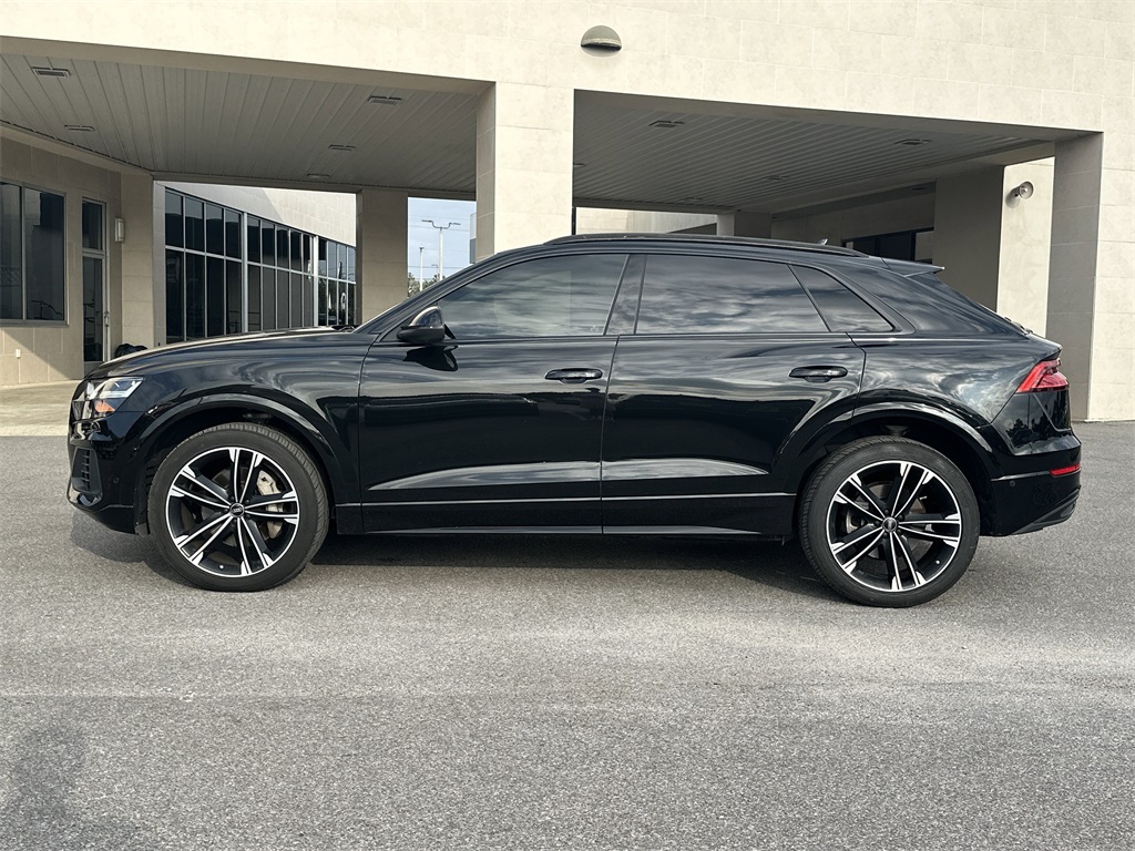 2022 Audi Q8 55 Premium photo 3