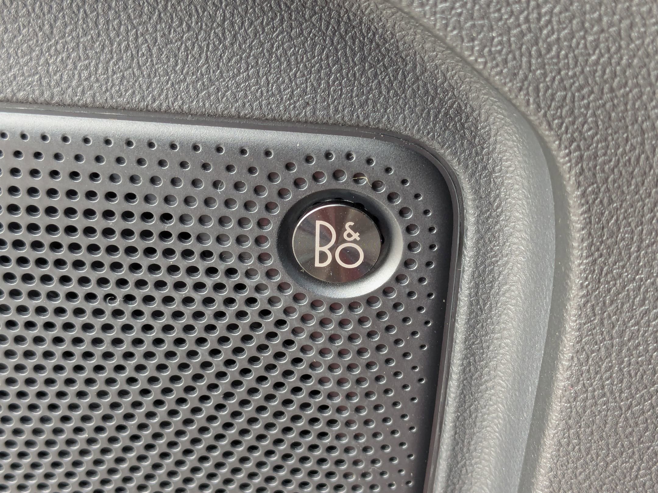 2025 Ford Escape Plug-In Hybrid photo 14