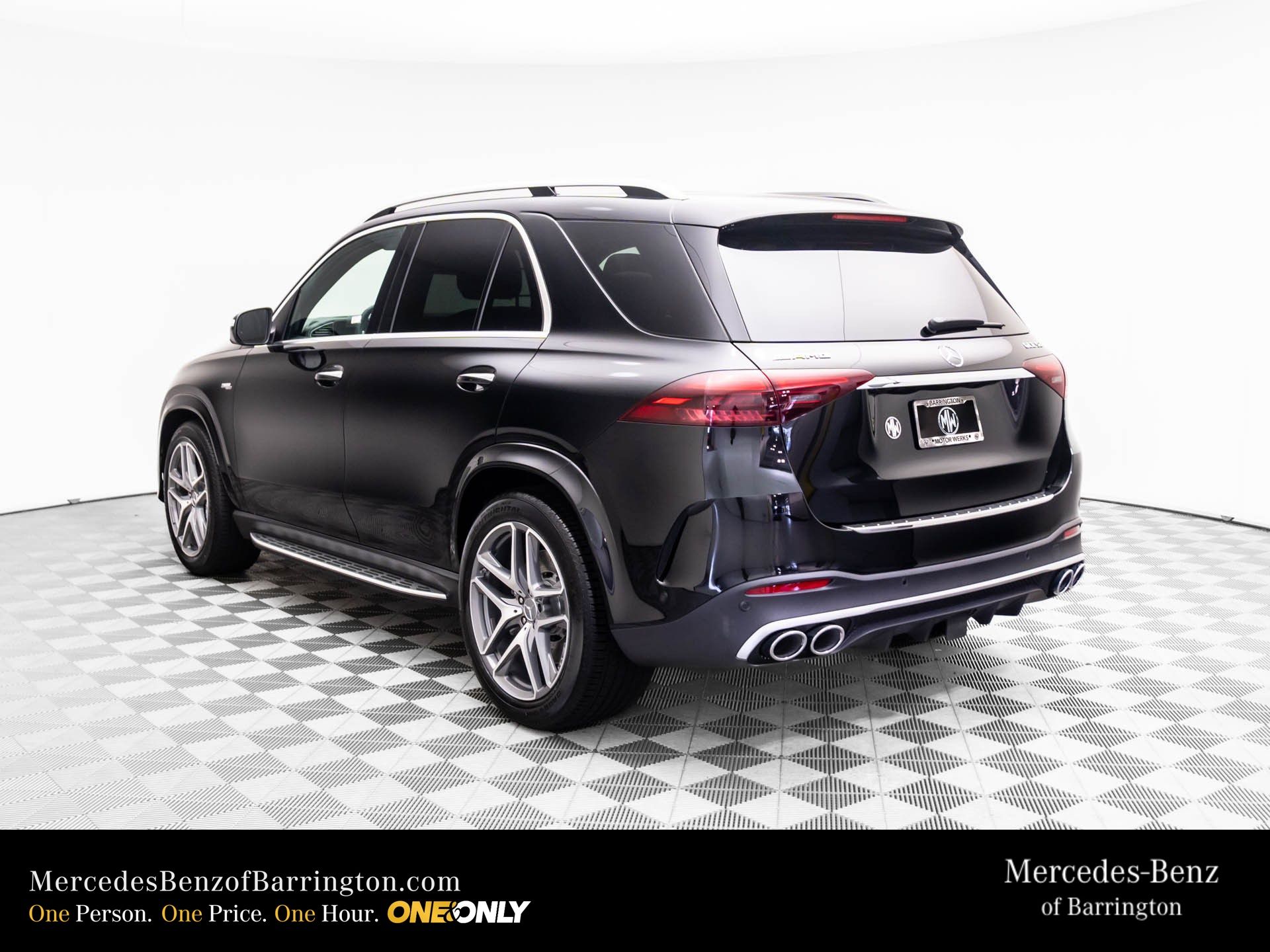 2026 Mercedes Benz GLE 53 AMG 4MATIC photo 3