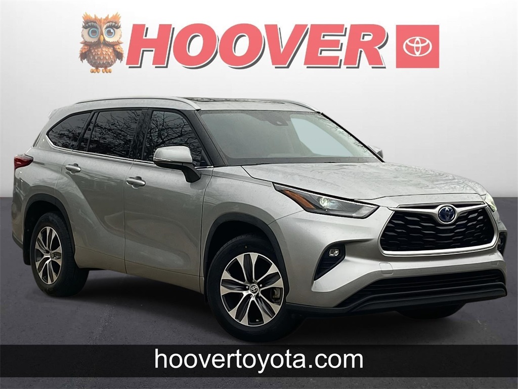 2022 Toyota Highlander XLE's photo