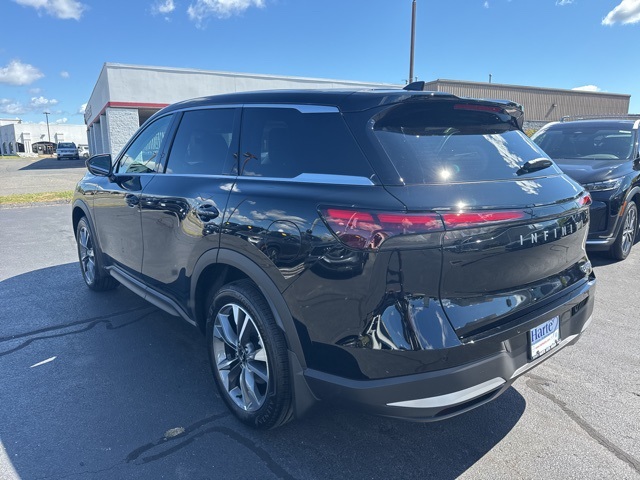 2026 Infiniti QX60 Pure photo 4