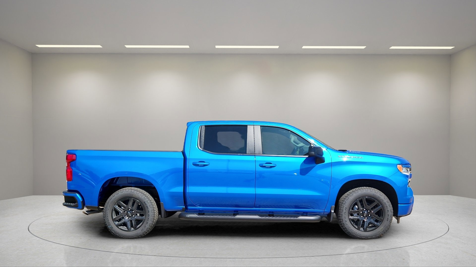 2026 Chevrolet Silverado 1500 RST photo 2