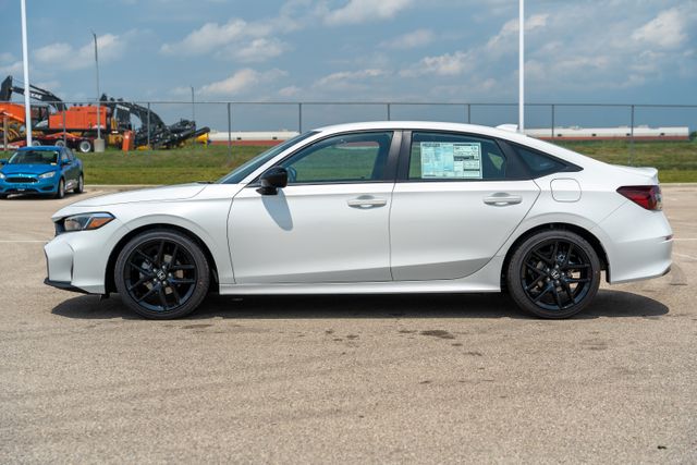 2026 Honda Civic Sport photo 4