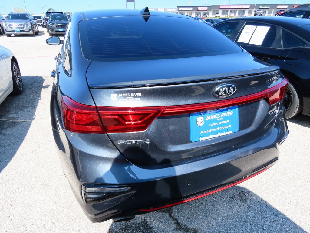 2021 Kia Forte GT photo 13