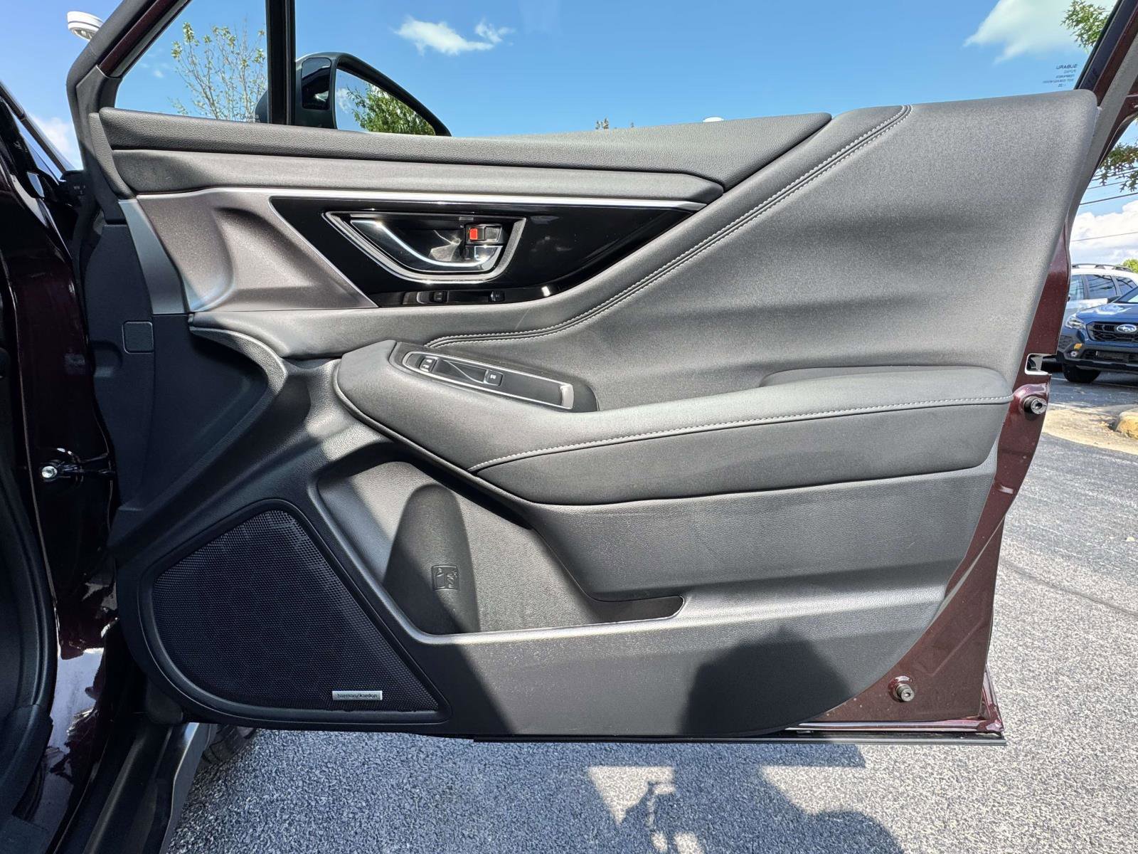 2025 Subaru Outback Sport XT photo 8