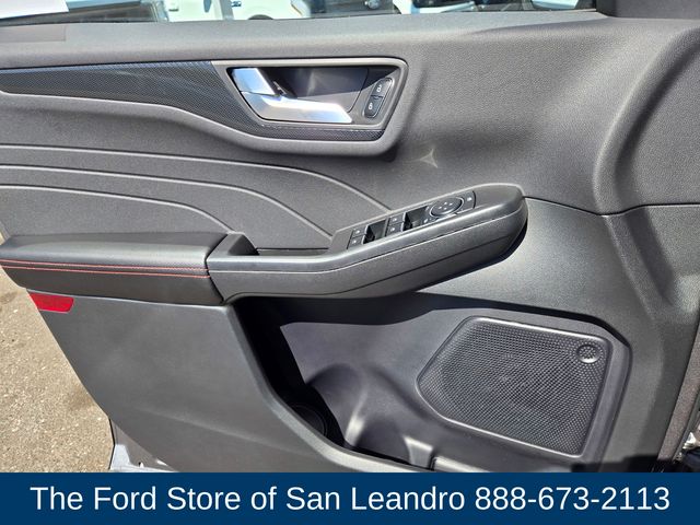 2025 Ford Escape ST-Line photo 26