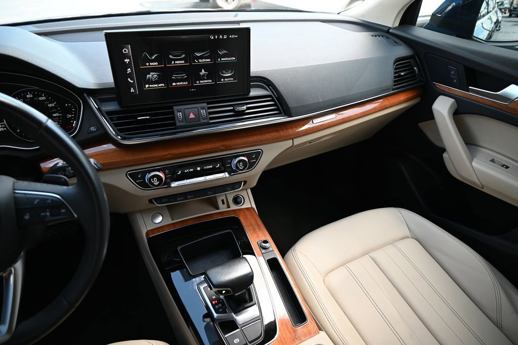 2023 Audi Q5 45 S line Premium photo 15