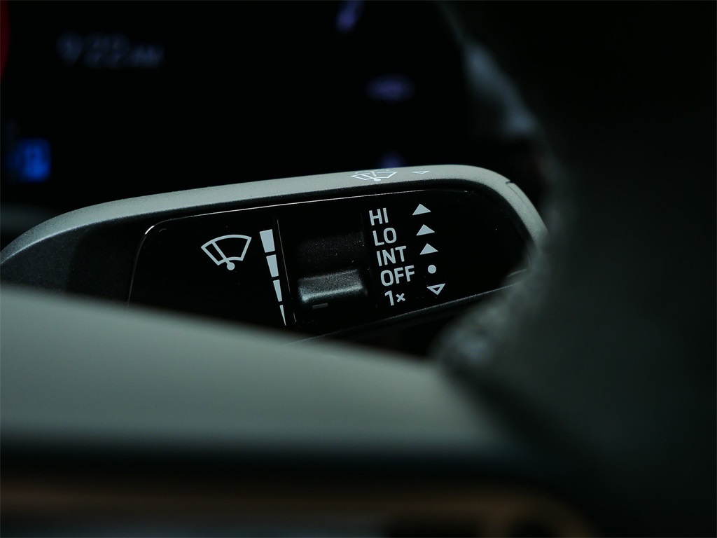 2025 Porsche Taycan 4S photo 22