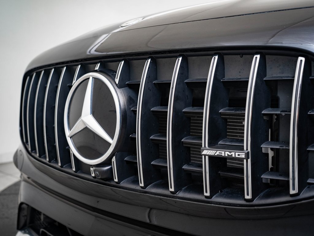 2022 Mercedes Benz GLB 35 AMG 4MATIC photo 3
