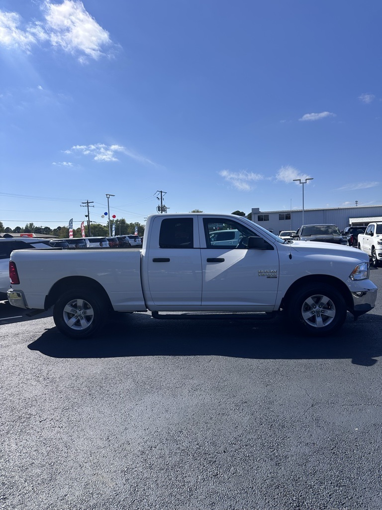 2021 Ram 1500 Classic Tradesman photo 4