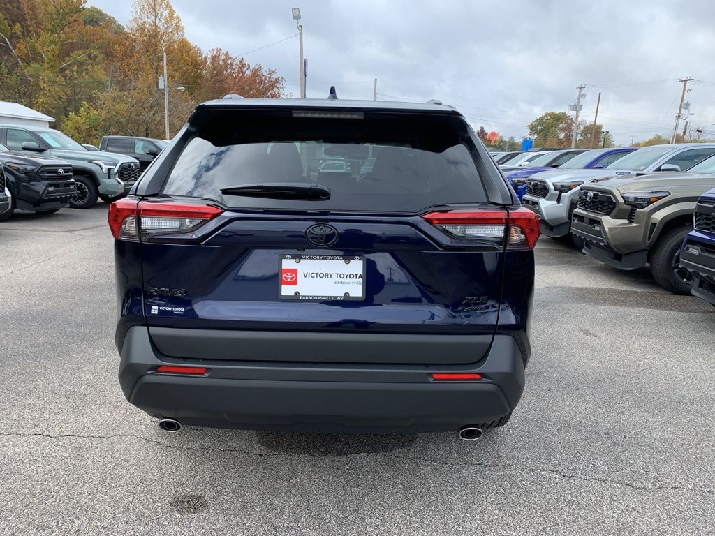 2025 Toyota RAV4 XLE Premium photo 3