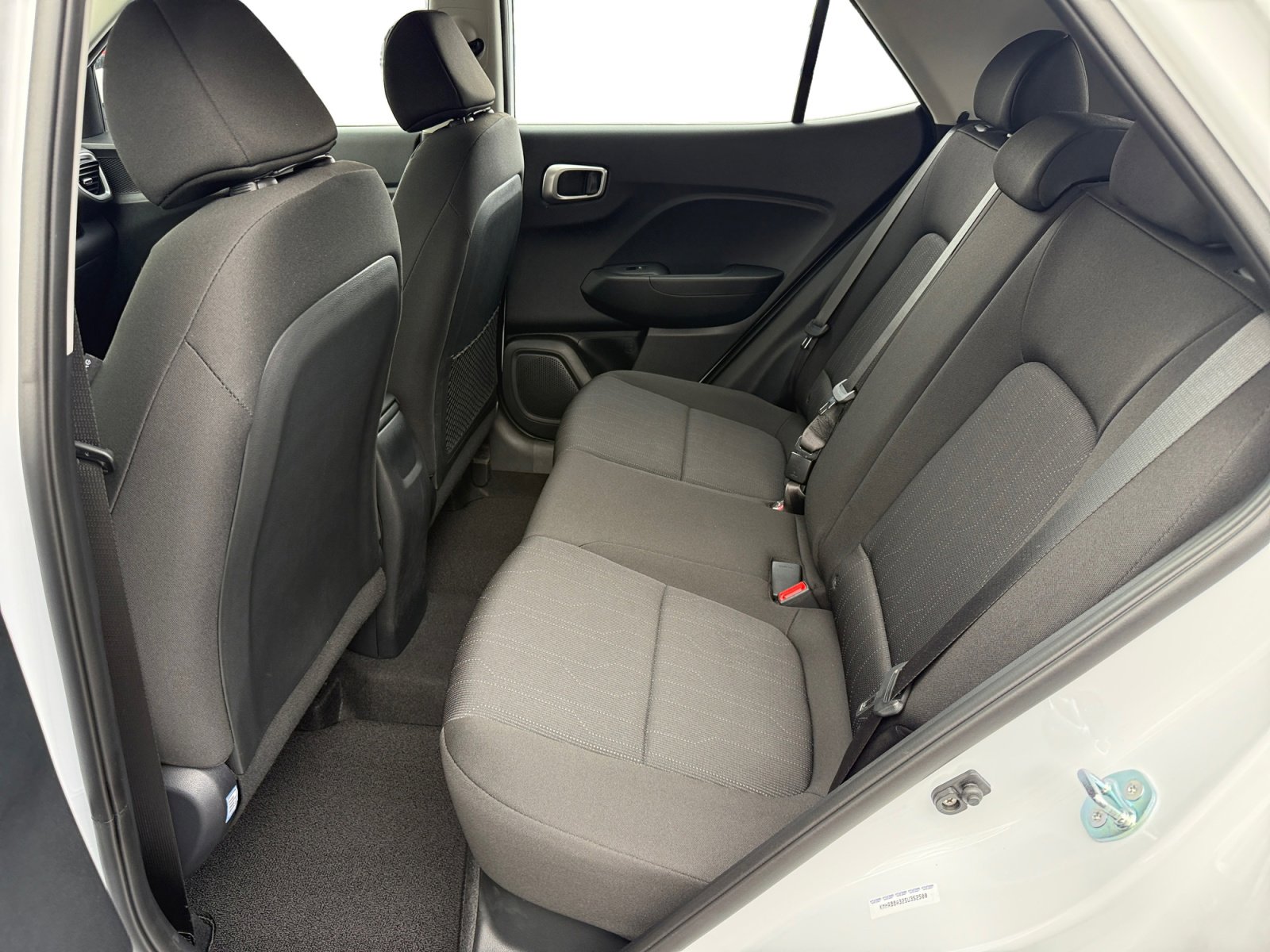 2025 Hyundai Venue SE photo 16