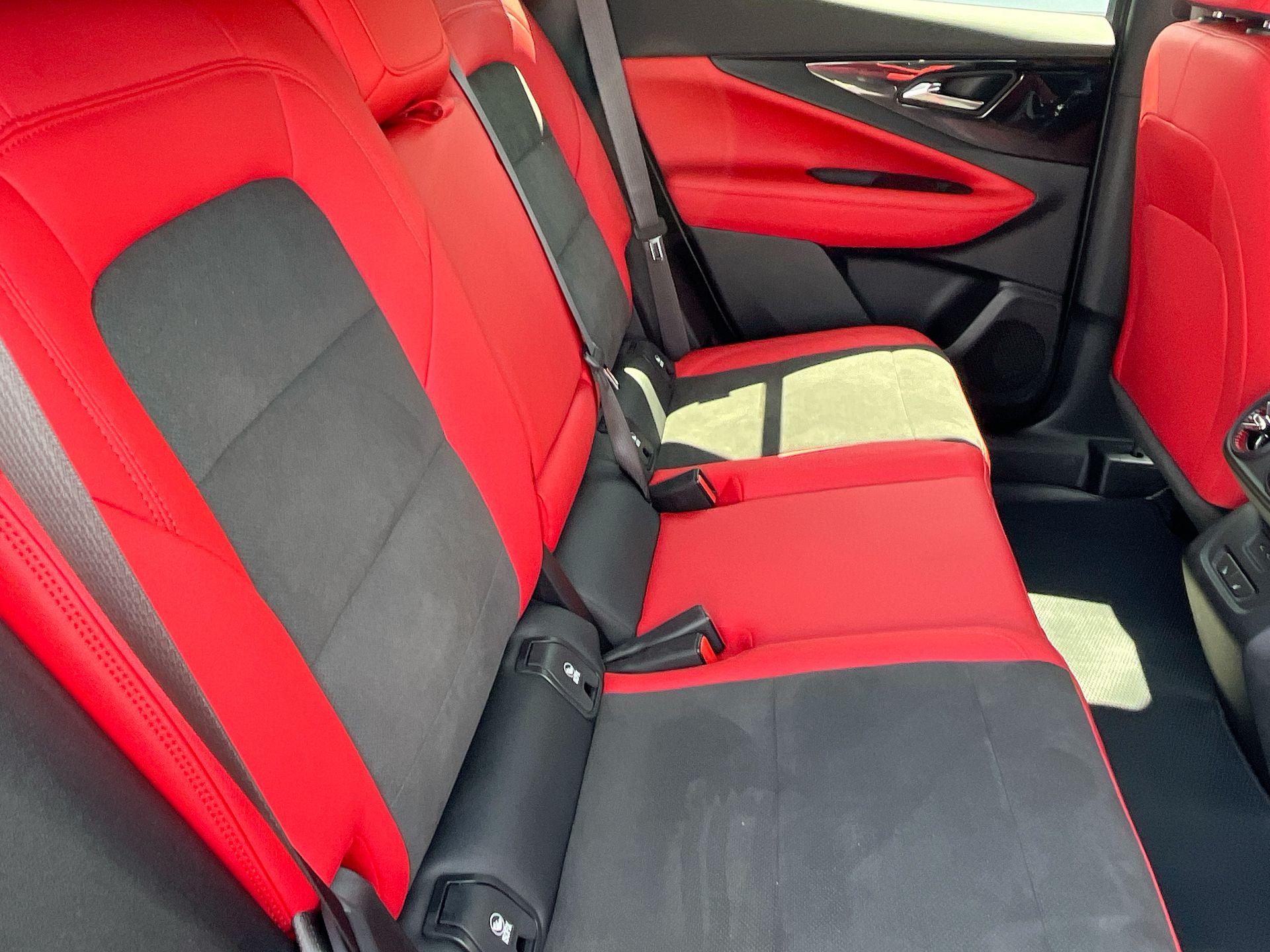 2025 Chevrolet Blazer EV RS photo 25
