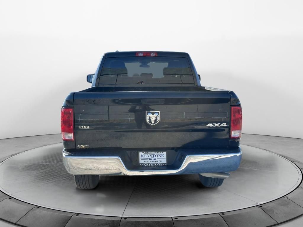 2024 Ram 1500 Classic SLT photo 4