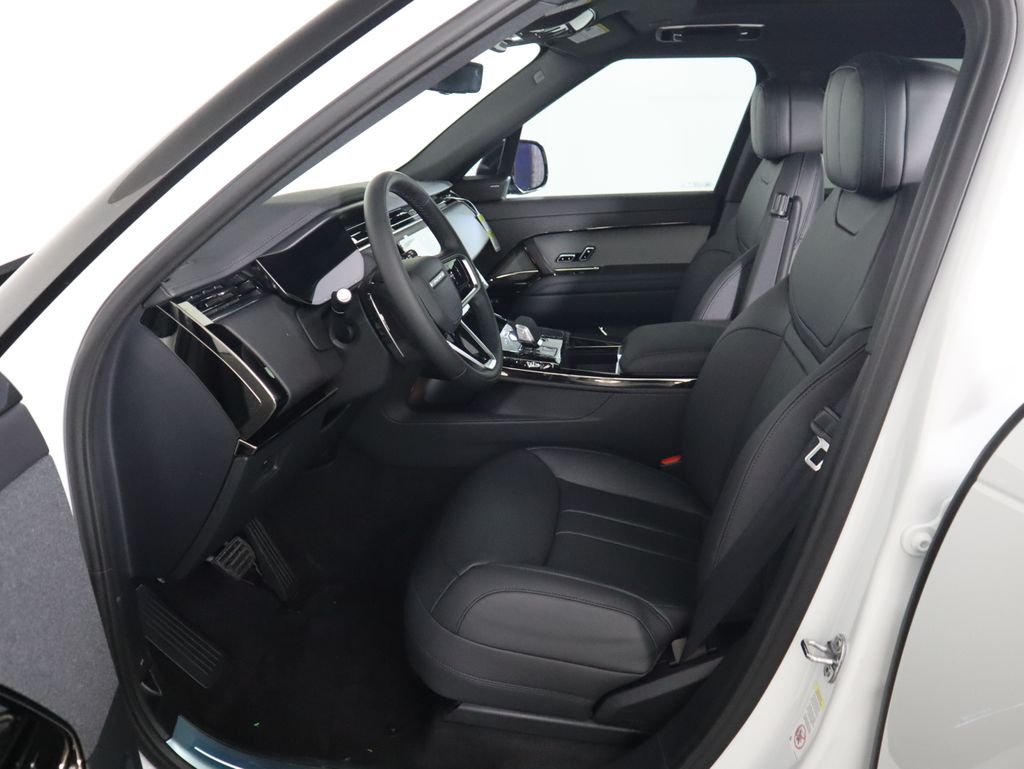 2025 Land Rover Range Rover Sport SE photo 18