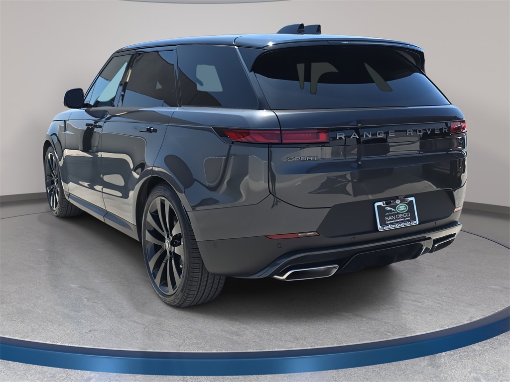 2025 Land Rover Range Rover Sport SE photo 4