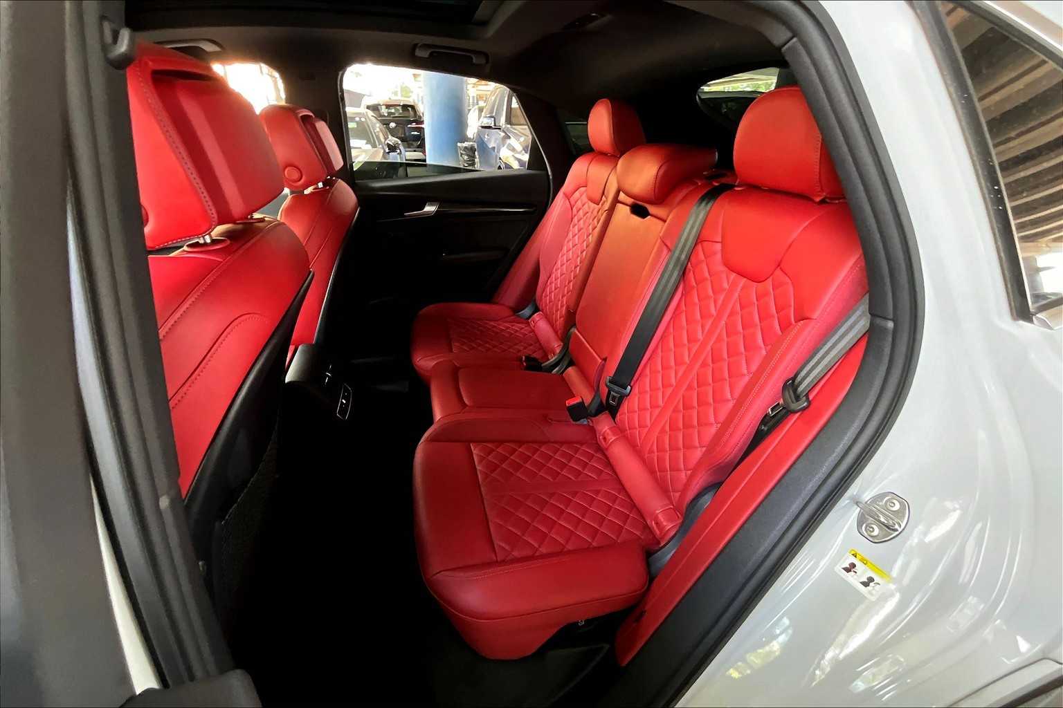 2023 Audi SQ5 Premium Plus photo 17
