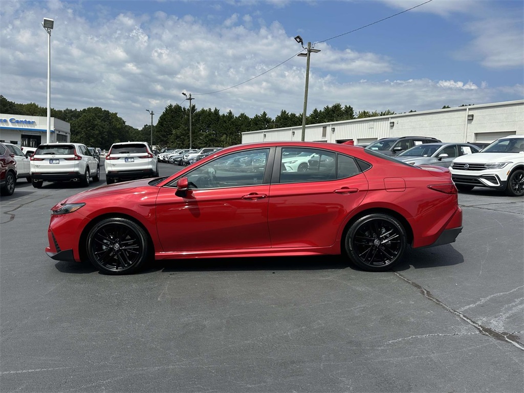 2025 Toyota Camry SE photo 21