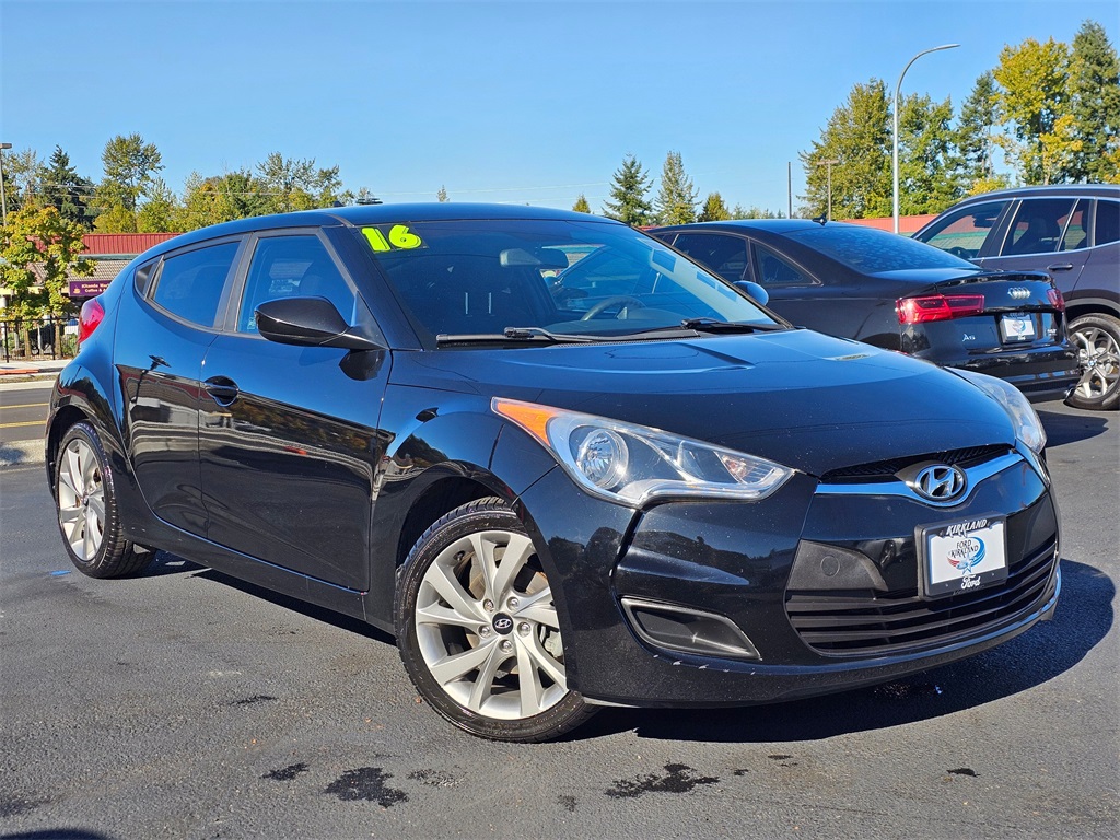 2016 Hyundai Veloster Base