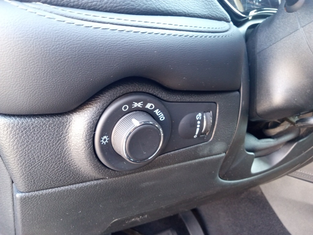 2024 Dodge Durango SXT photo 25