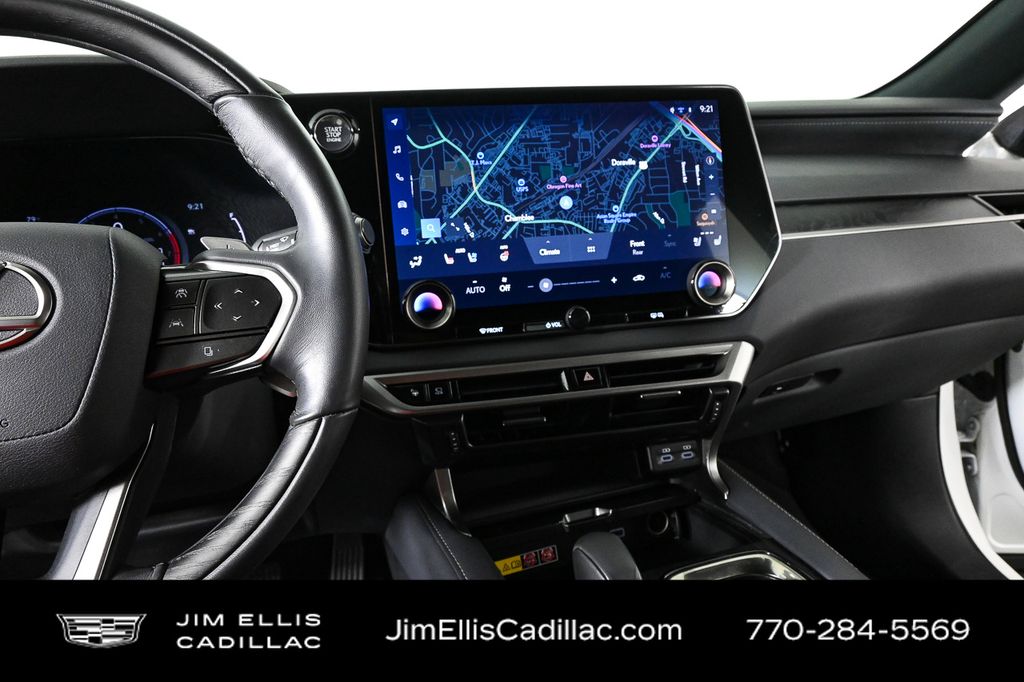 2024 Lexus RX Luxury photo 12
