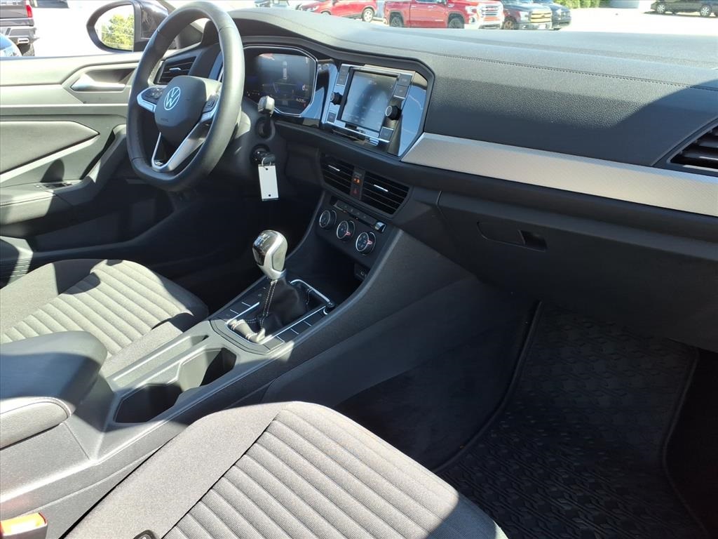 2024 Volkswagen Jetta 1.5T S photo 4
