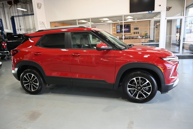 2026 Chevrolet Trailblazer LT photo 4
