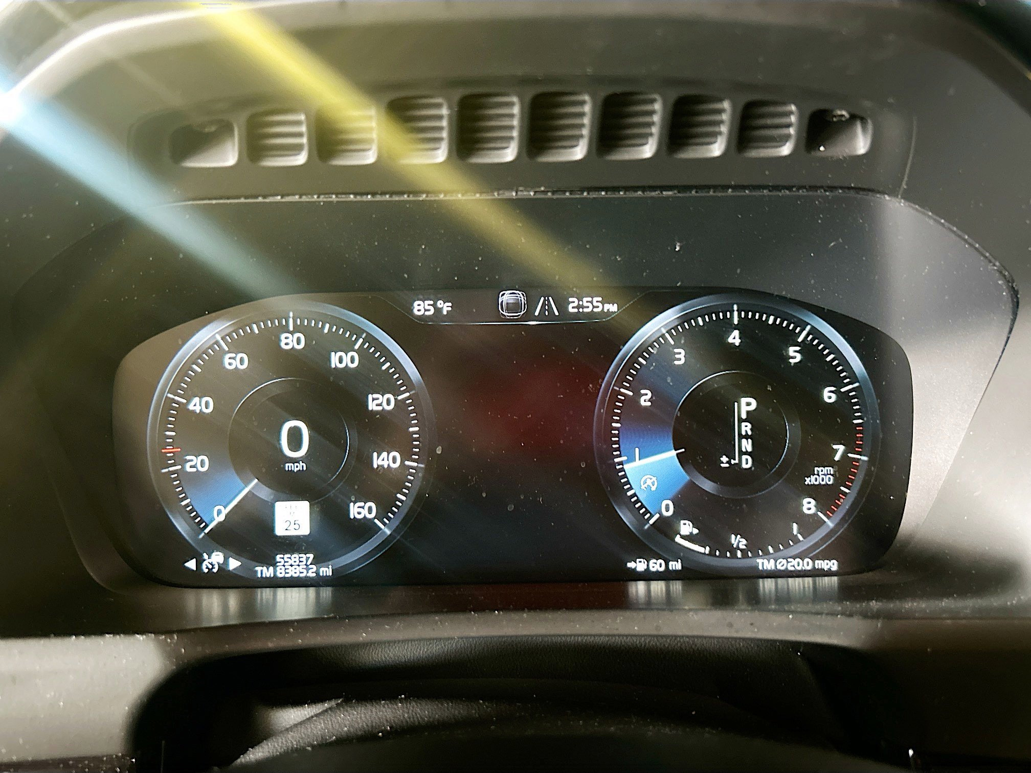 2019 Volvo XC90 Momentum AWD photo 30