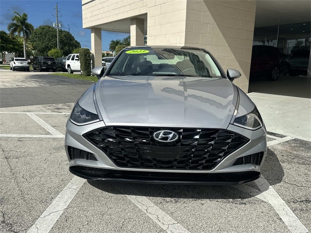 2023 Hyundai Sonata SEL photo 3