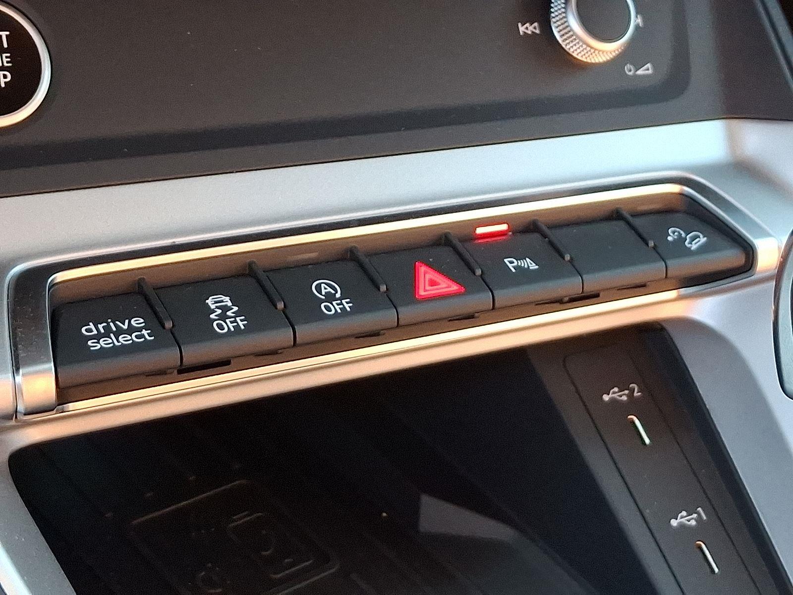2024 Audi Q3 S line Premium Plus photo 18