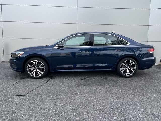 2022 Volkswagen Passat 2.0T SE photo 11