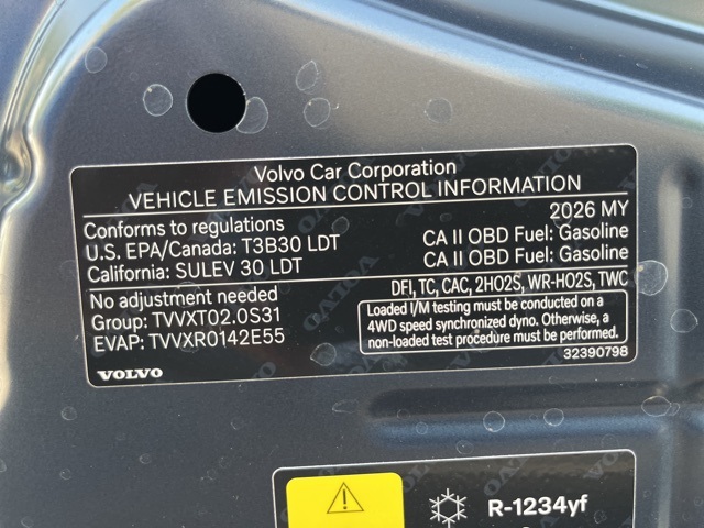 2026 Volvo XC60 B5 Plus photo 27
