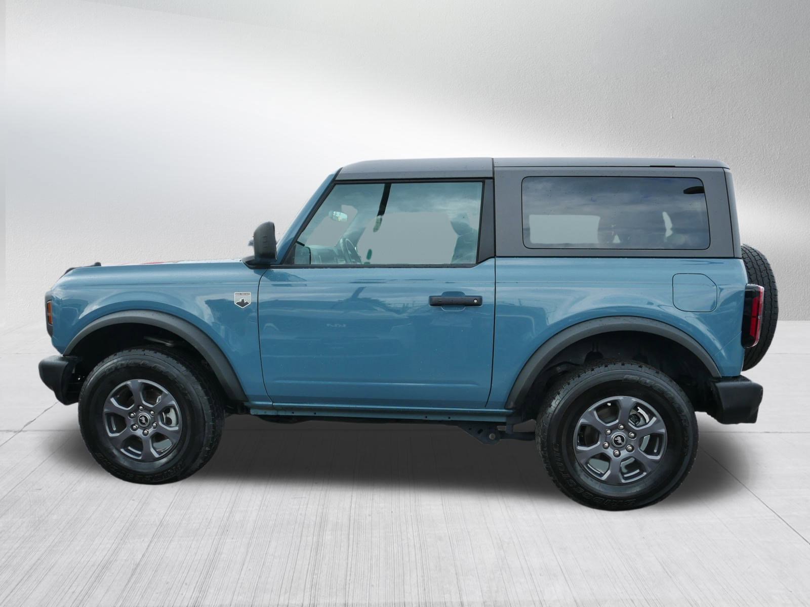 2022 Ford Bronco Base Big Bend Black Diamond Outer Banks photo 3