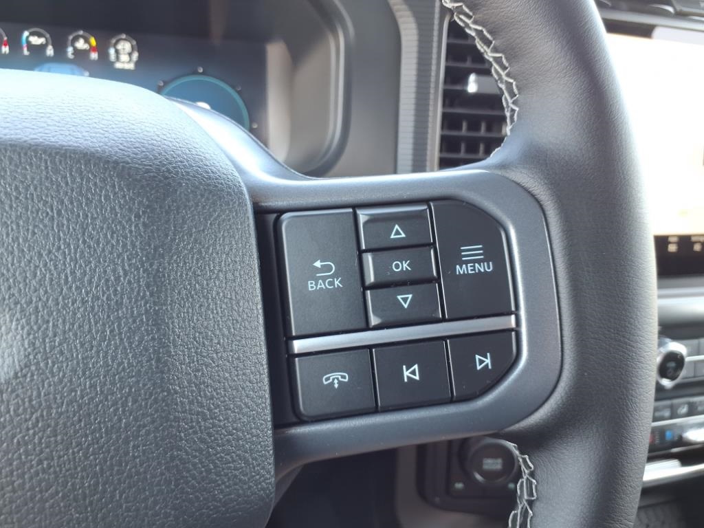 2025 Ford F-150 Lariat photo 19