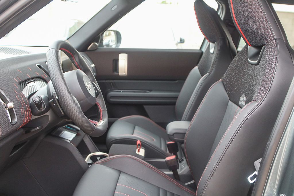 2026 Mini Countryman John Cooper Works ALL4 photo 13