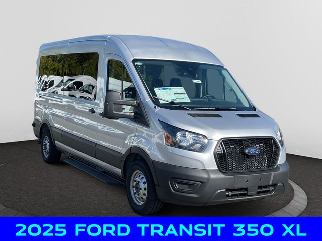 2025 Ford Transit photo 4