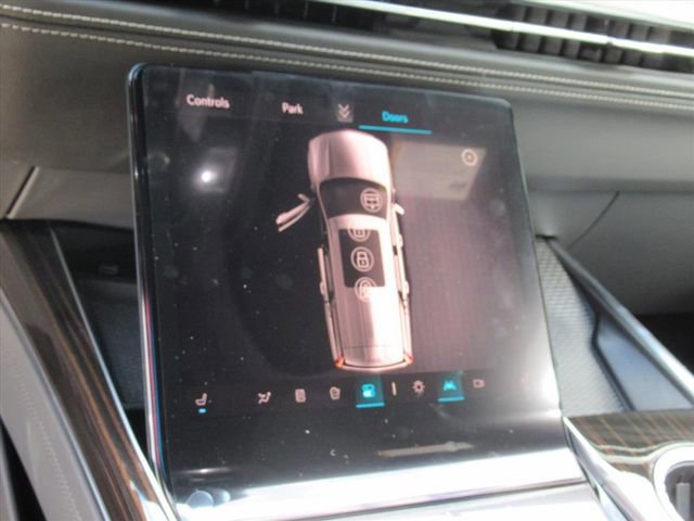 2026 Cadillac Escalade Luxury photo 20