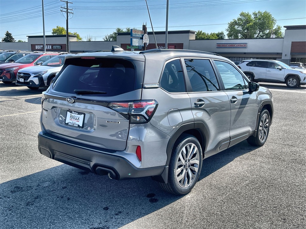 2025 Subaru Forester Touring photo 7